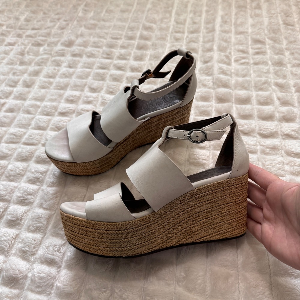 Coclico 37 Igloo Reed Leather Espadrille Sandals Ivory Resort Summer